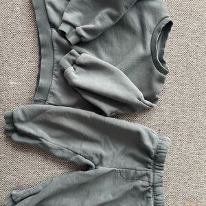 Zara Kids Gray Sweatpants & Jogger Set